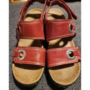 Clarks Lexi Birch Red Leather Adjustable Back Strap Balance Sandals Womens 7 M